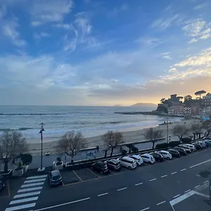 trilocale-seaside-san-terenzo-lerici.hotelitalianriviera.com/